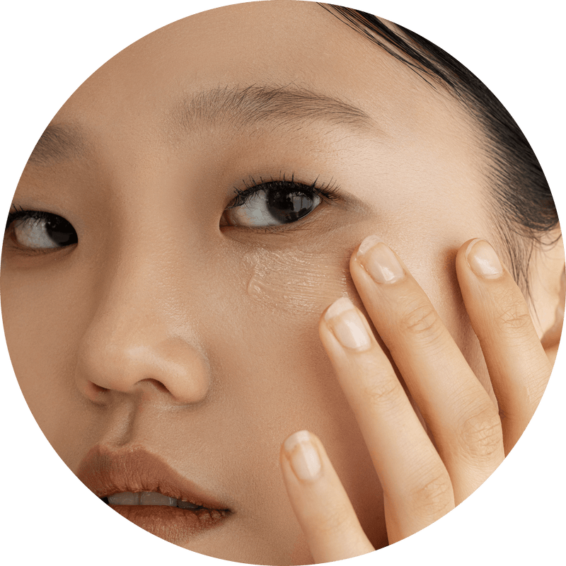 Beauty of Joseon Revive Eye Serum Ginseng + Retinal 30ml – εφαρμογή στην περιοχή των ματιών