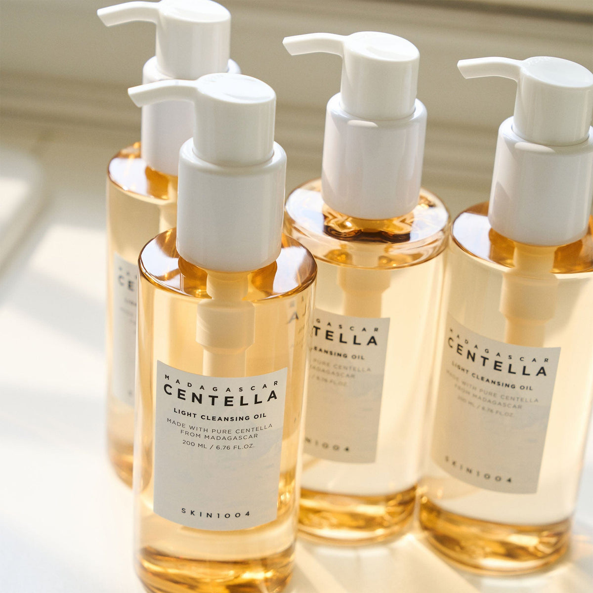 SKIN1004 Madagascar Centella Light Cleansing Oil – επίσημη εικόνα